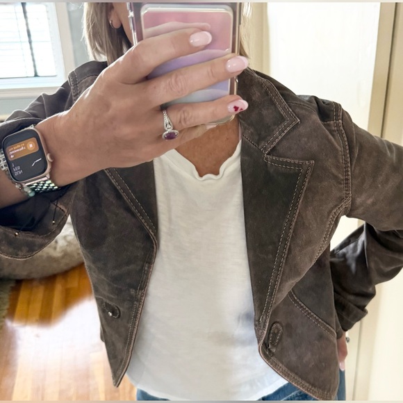 Ibisco Distressed Leather Embroidered Jacket | Cropped Blazer | Boho Chic - Picture 10 of 16